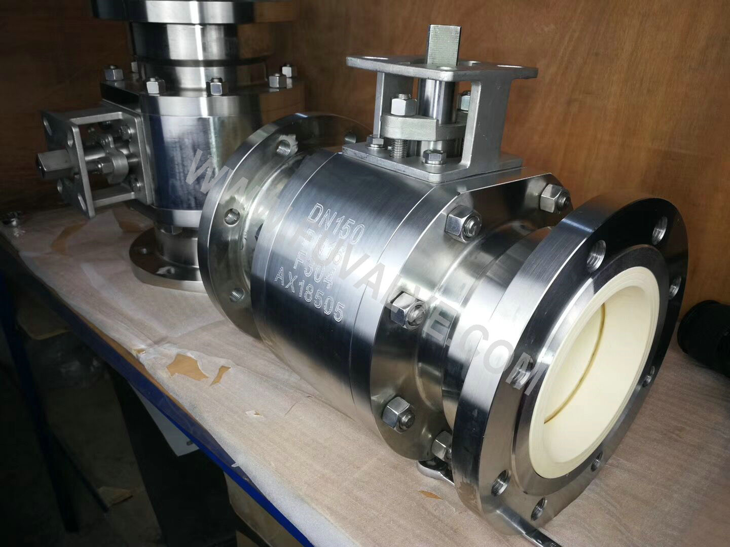 Erosion resistant ball valve FUVALVE ENGINEER TEAM